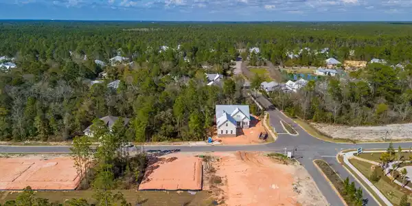 Image 4: 14-web-or-mls-DJI_20260306135753_0975_D-