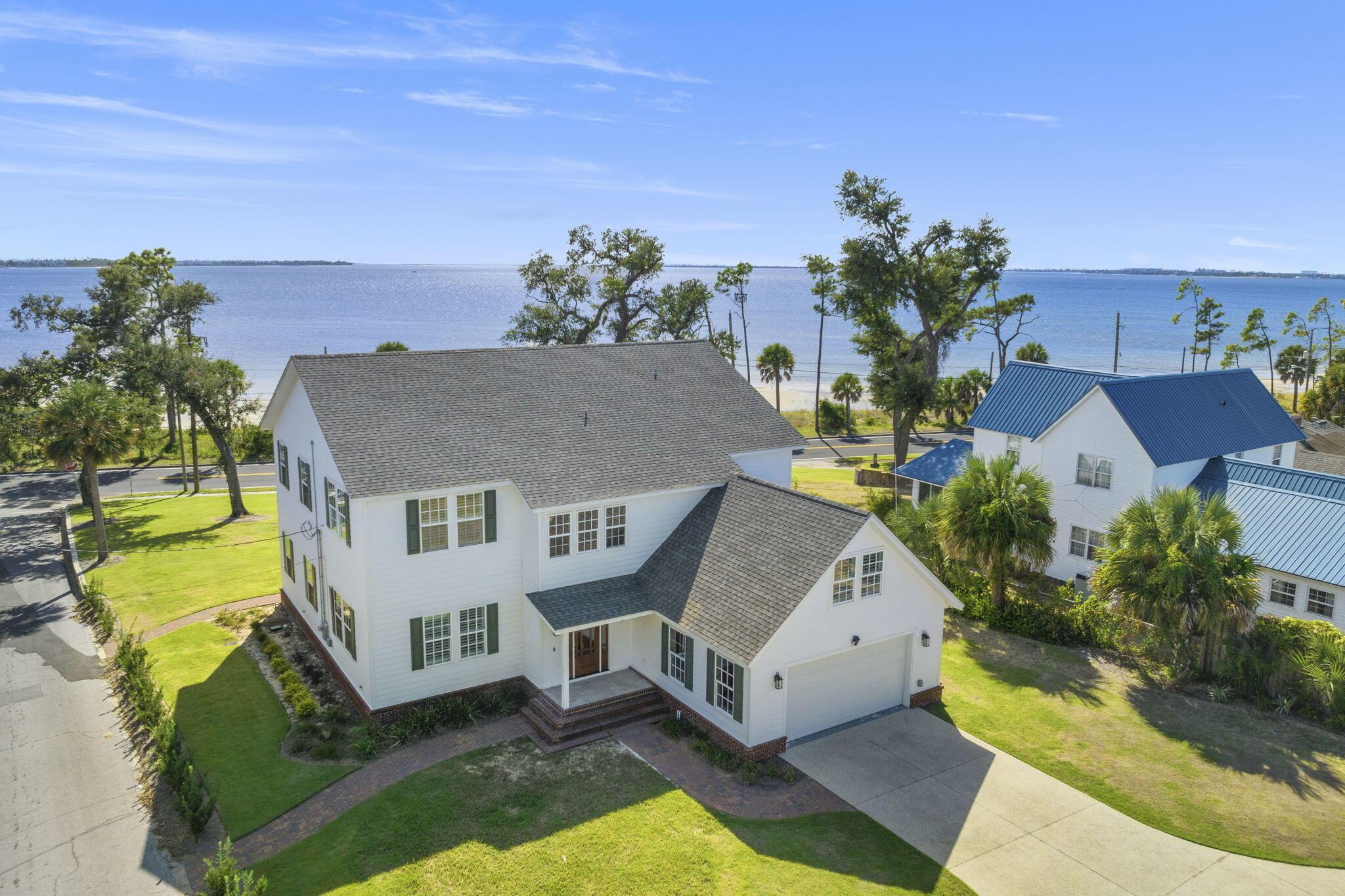 Image 1: 75-web-or-mls-900-w-beach-dr