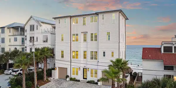 323 Pompano Street