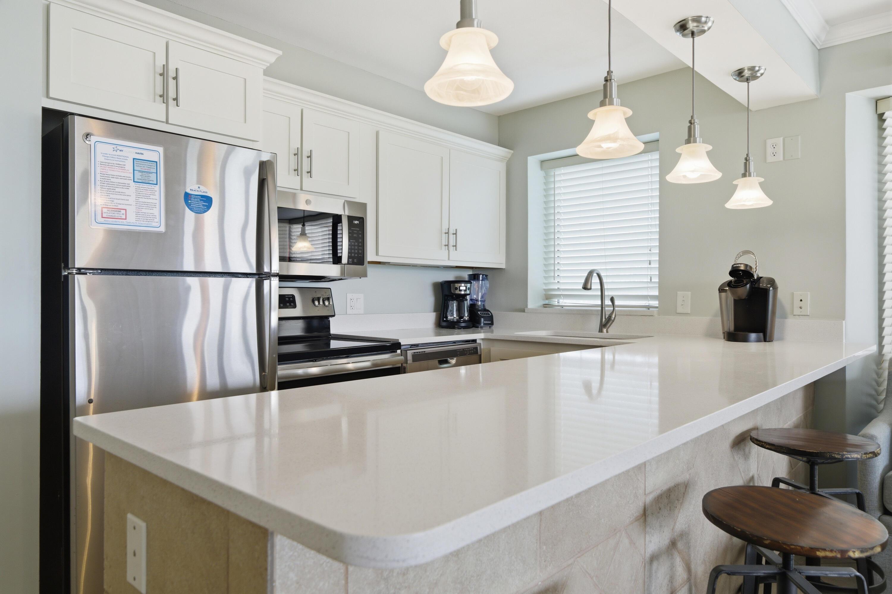 Image 3: Kitchen