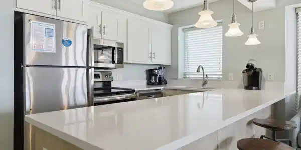Image 3: Kitchen