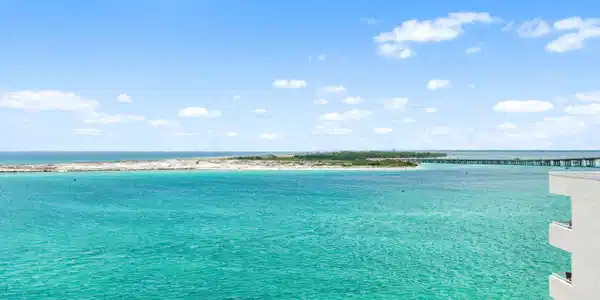 Image 2: 110 Gulfshore #726-49