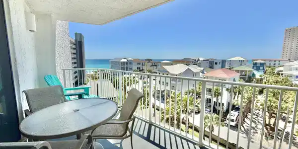114 Mainsail Drive