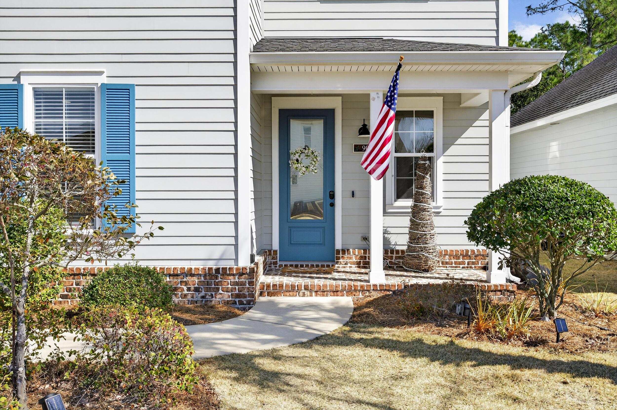 Image 3: 90 N Zander Way