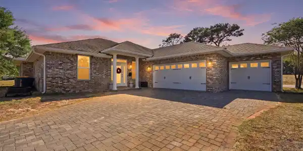883 Shalimar Court