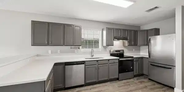 Image 4: 4