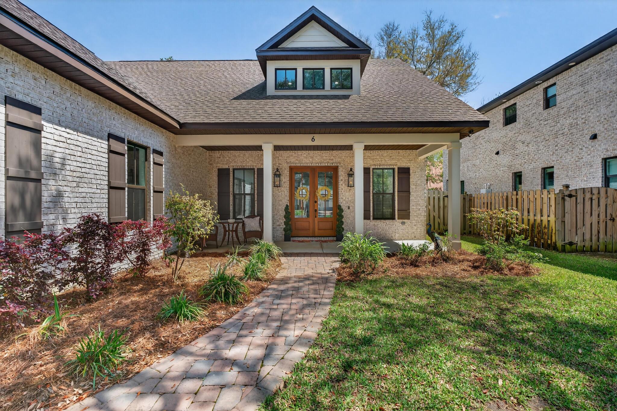 Image 4: 6_Plantation_Oaks-77