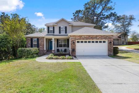 224 Yellow Pine Court