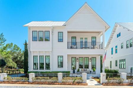 31 White Cliffs Boulevard