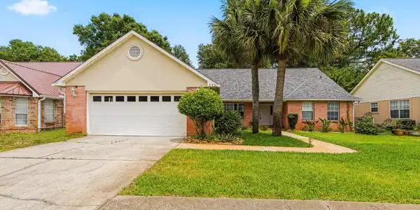 855 Mande Court