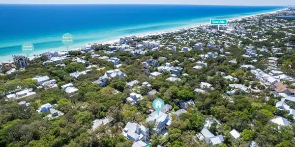 Image 2: Aerial to Beach & Seaside