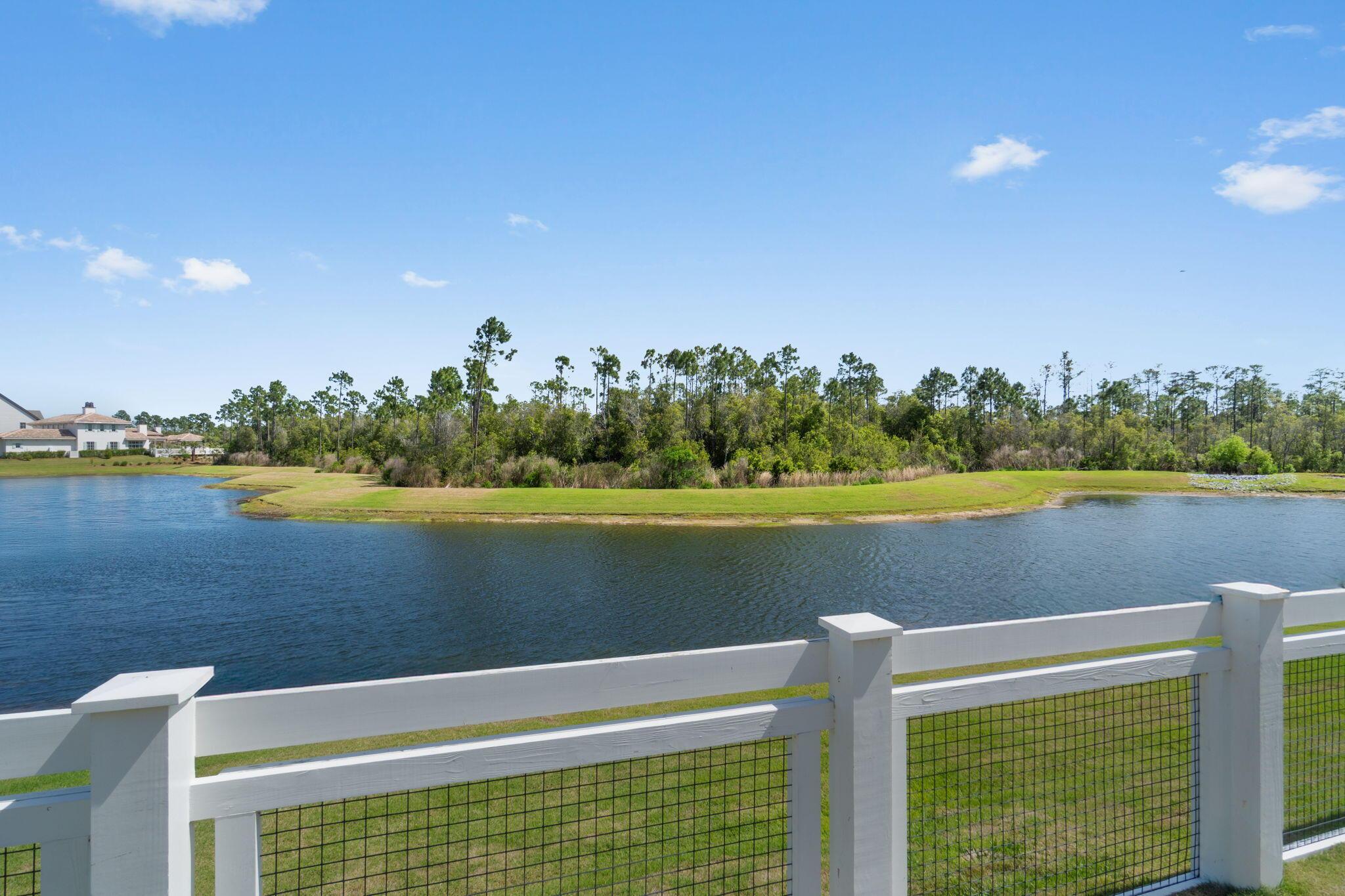 Image 4: Waterfront Lot