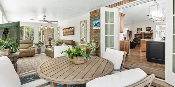 Image 4: Florida Room