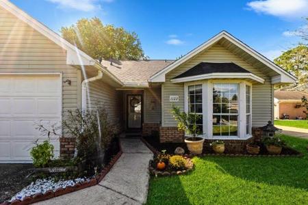 1122 Bridlewood Path