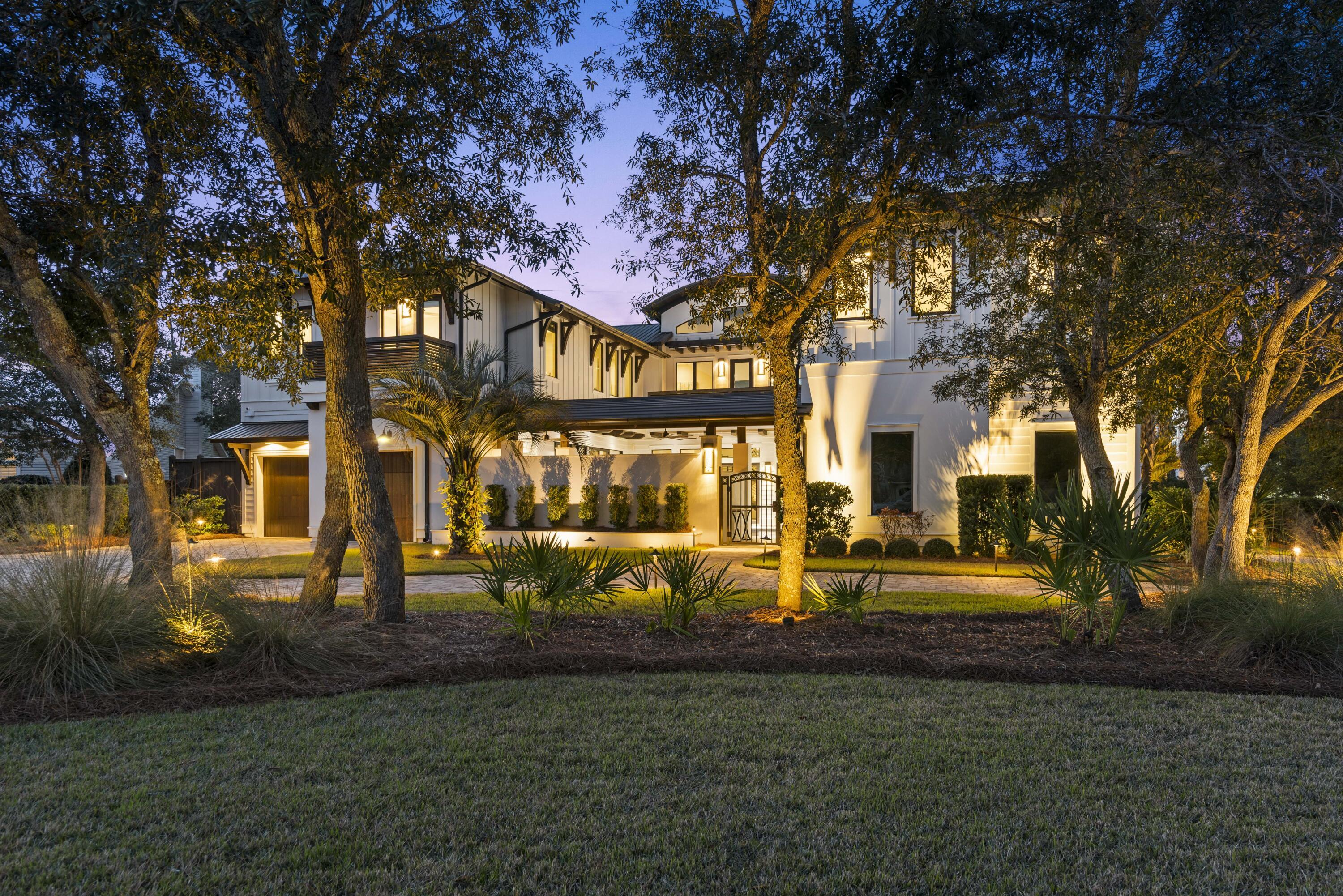 Image 4: Exterior at Dusk
