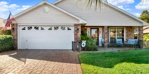 150 Leeward Drive