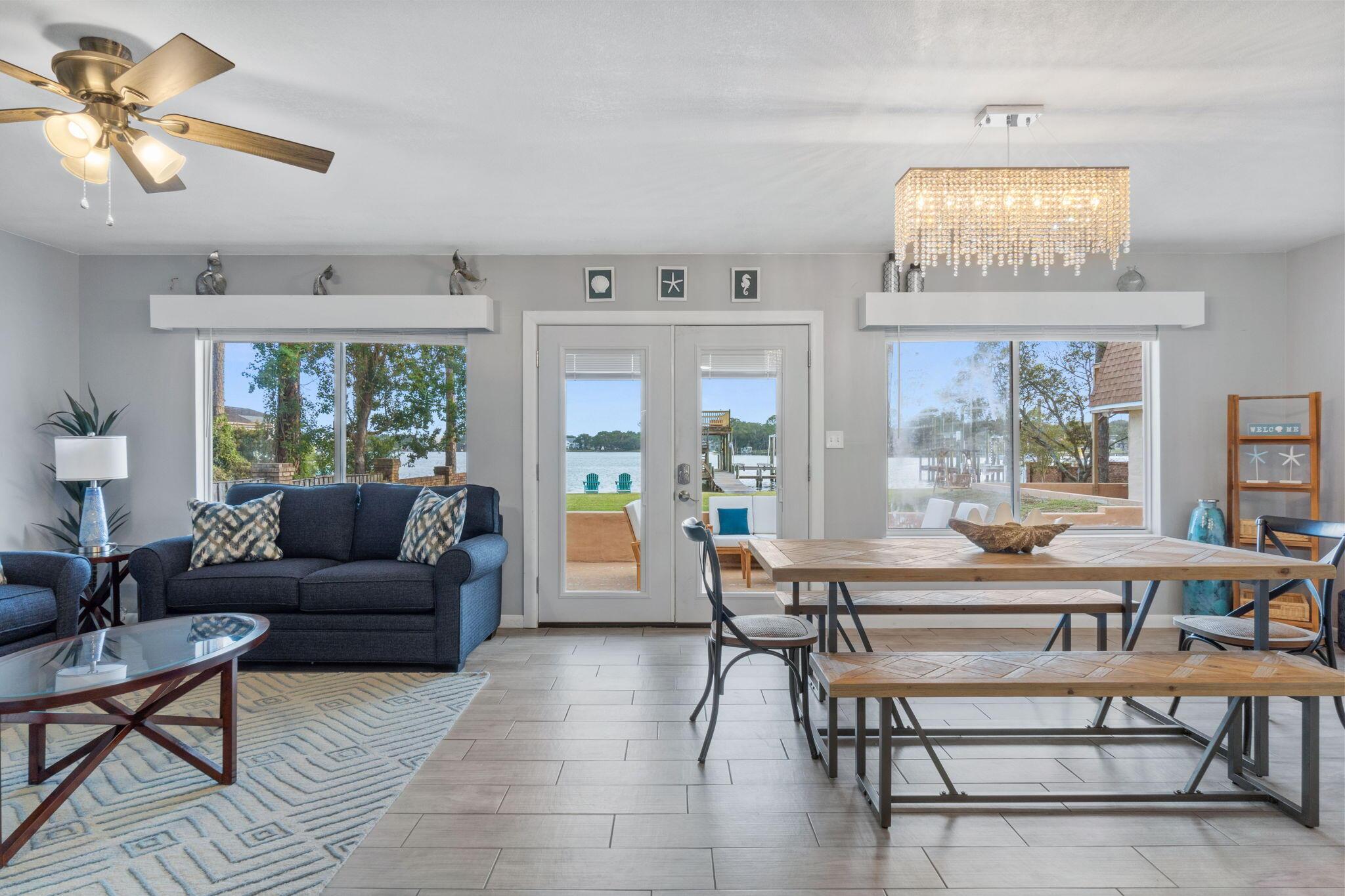 Image 4: Great Room