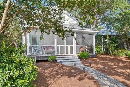 335 San Juan Avenue