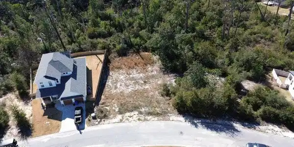 3910 Magnolia Bluff Lane