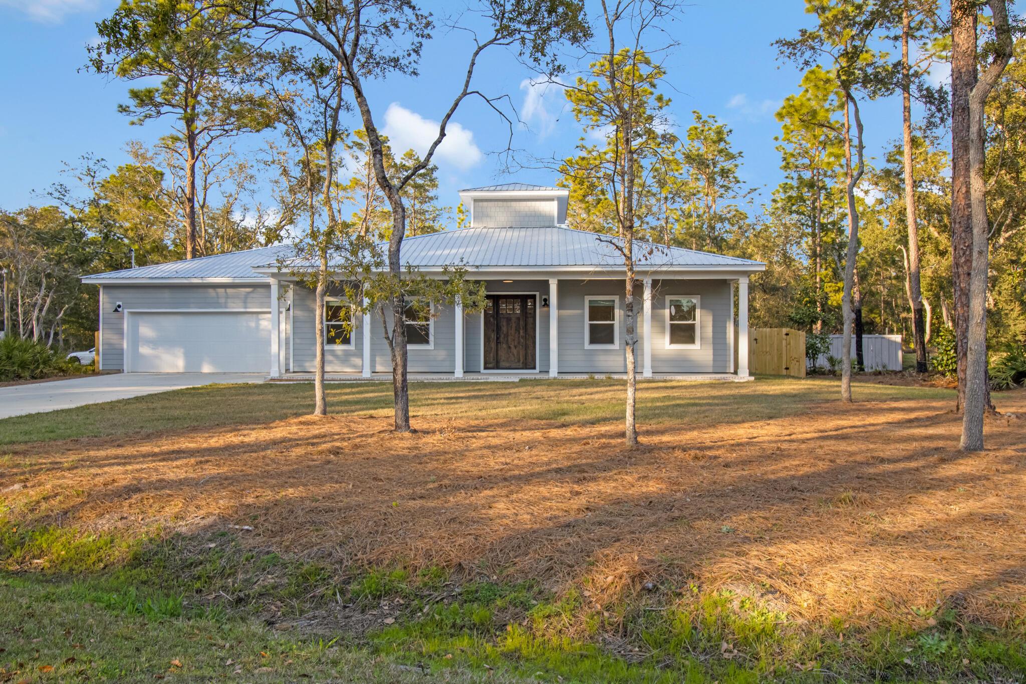 Image 3: 258 W Bayou Forest Dr Freeport