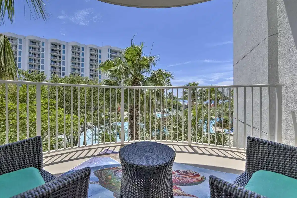 Image 1: Balcony