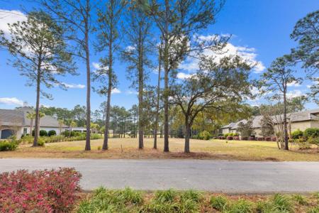 3414 Ravenwood Circle