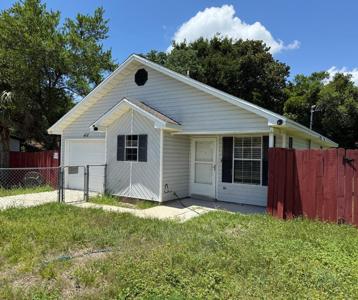 466 Sara Avenue