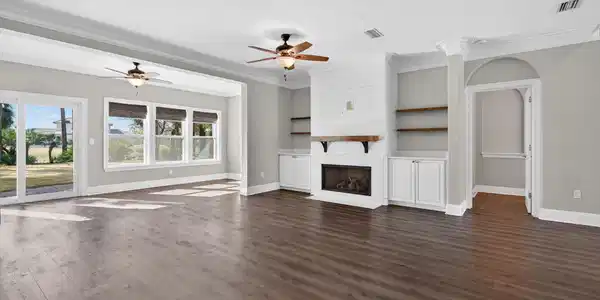 Image 2: 20-web-or-mls-298 Ketch Ct-20
