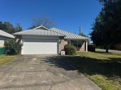 451 W Park Drive