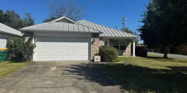 451 W Park Drive
