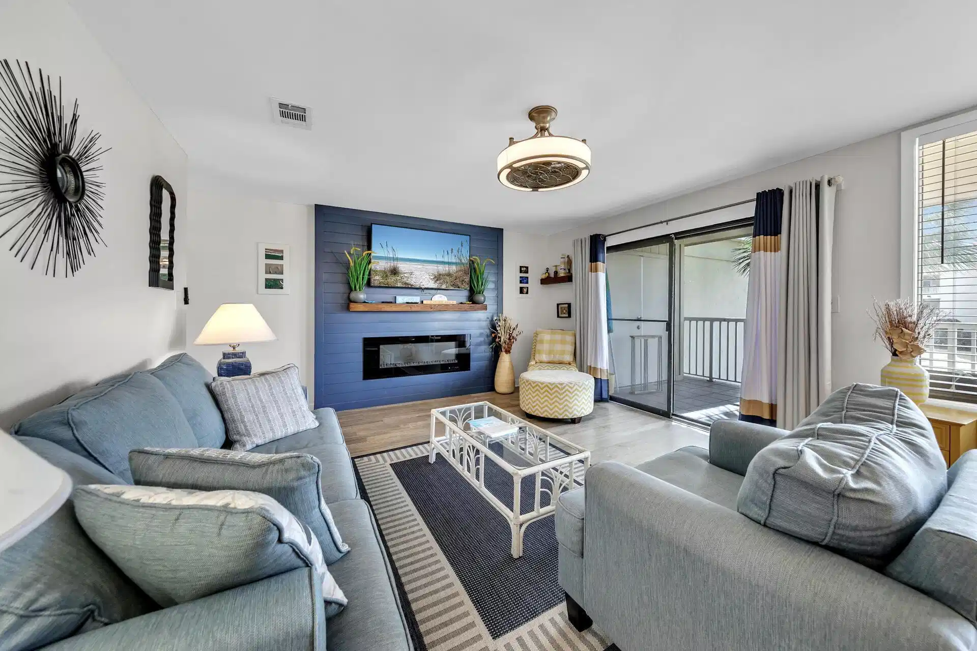 Image 1: 1030 US98 203D Destin FL 32541