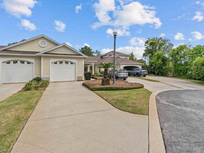 2412 Saint Andrews Boulevard