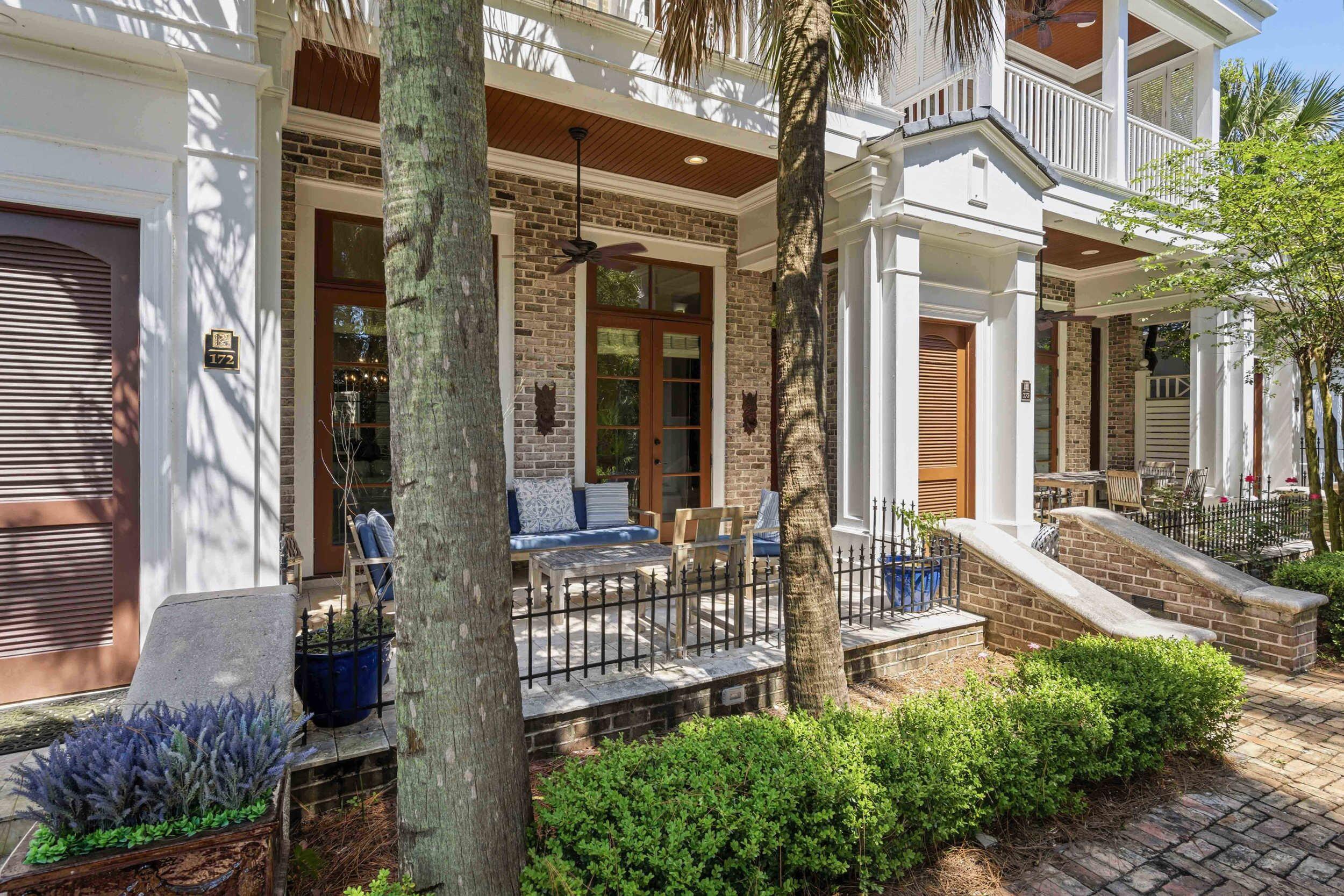 Image 2: Private Porch