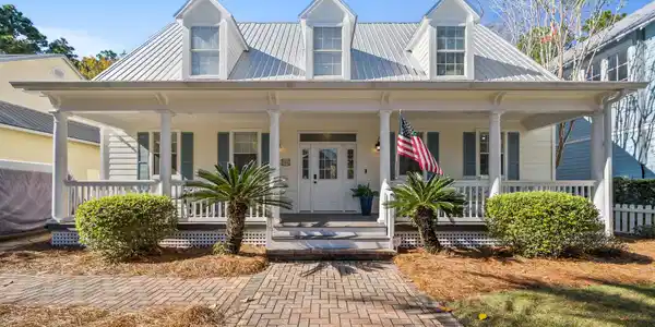 2102 Hideaway Cove