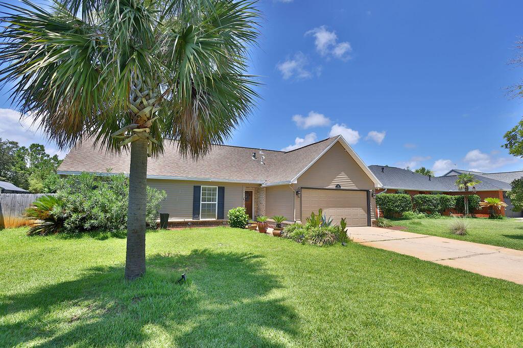Image 1: 124 Long Pointe Drive