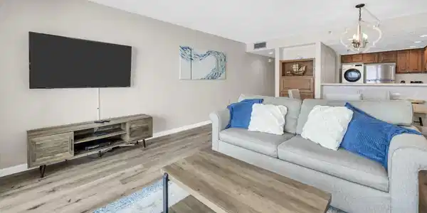Image 3: 19-web-or-mls-DSC01256