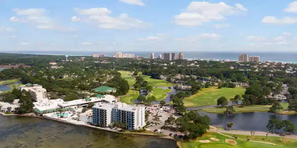 Image 4: 200 Sandestin Blvd 657623