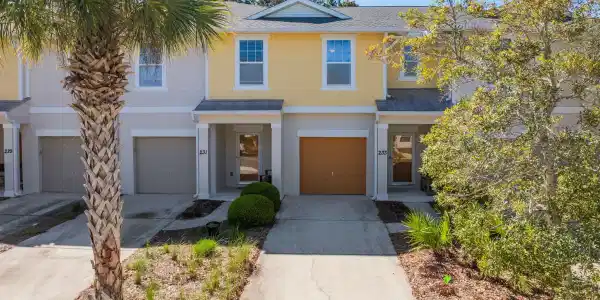 233 Sand Oak Boulevard