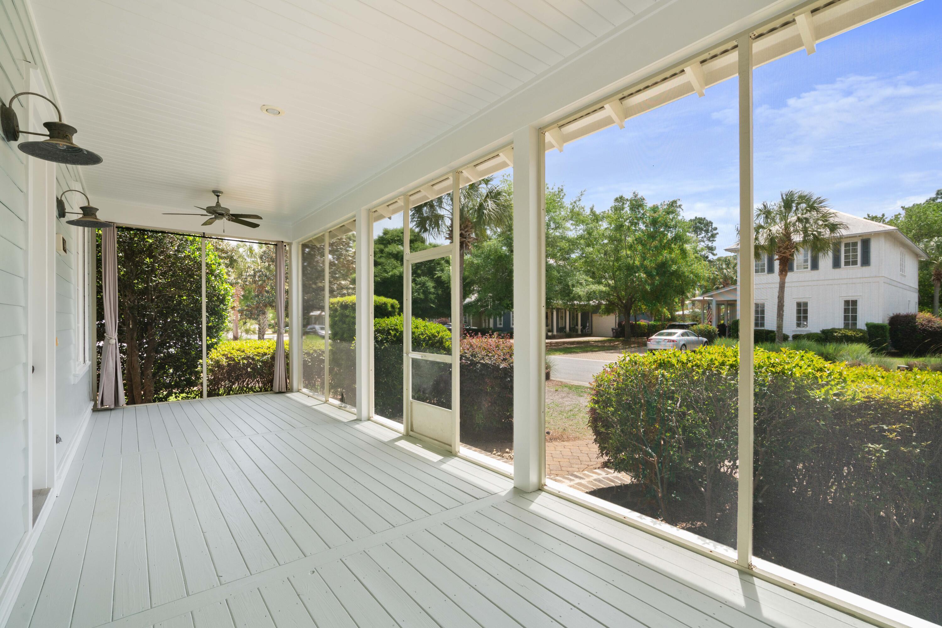 Image 4: 194 Carson Oaks-10