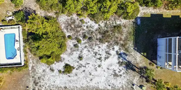 Image 3: 226 seagrass cir - awp media - 001