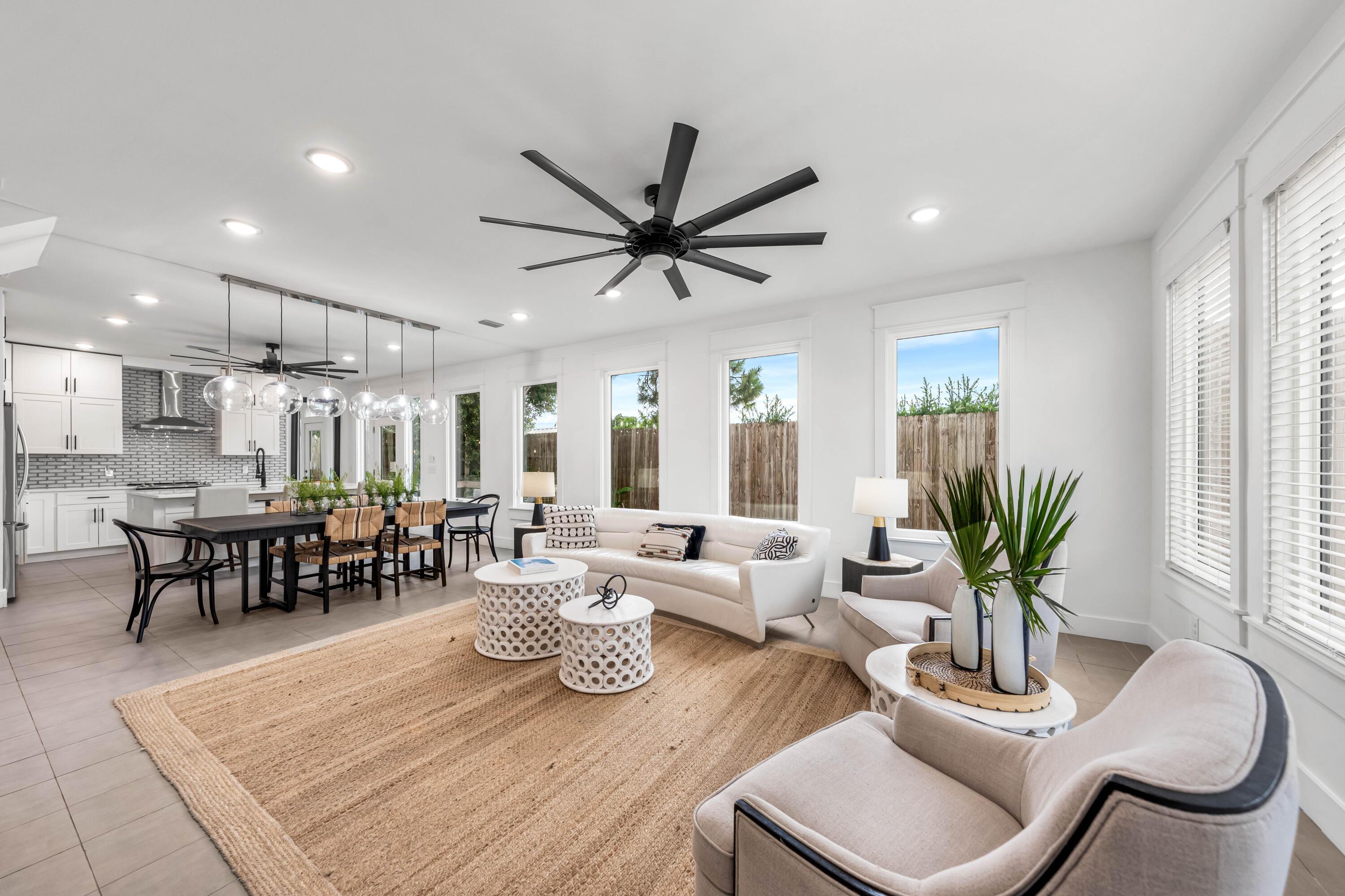 Image 4: Open Concept Living