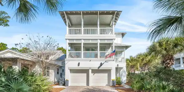 37 Eastern Lake Court