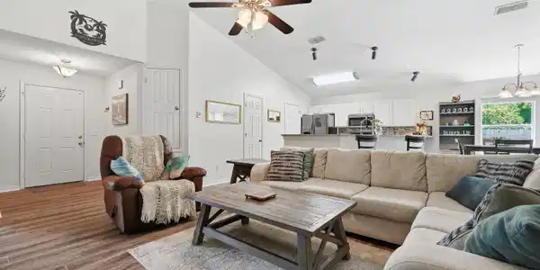 5066 Evergreen Drive