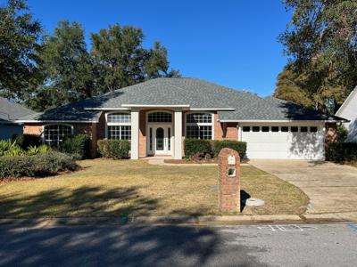 4421 Windlake Drive