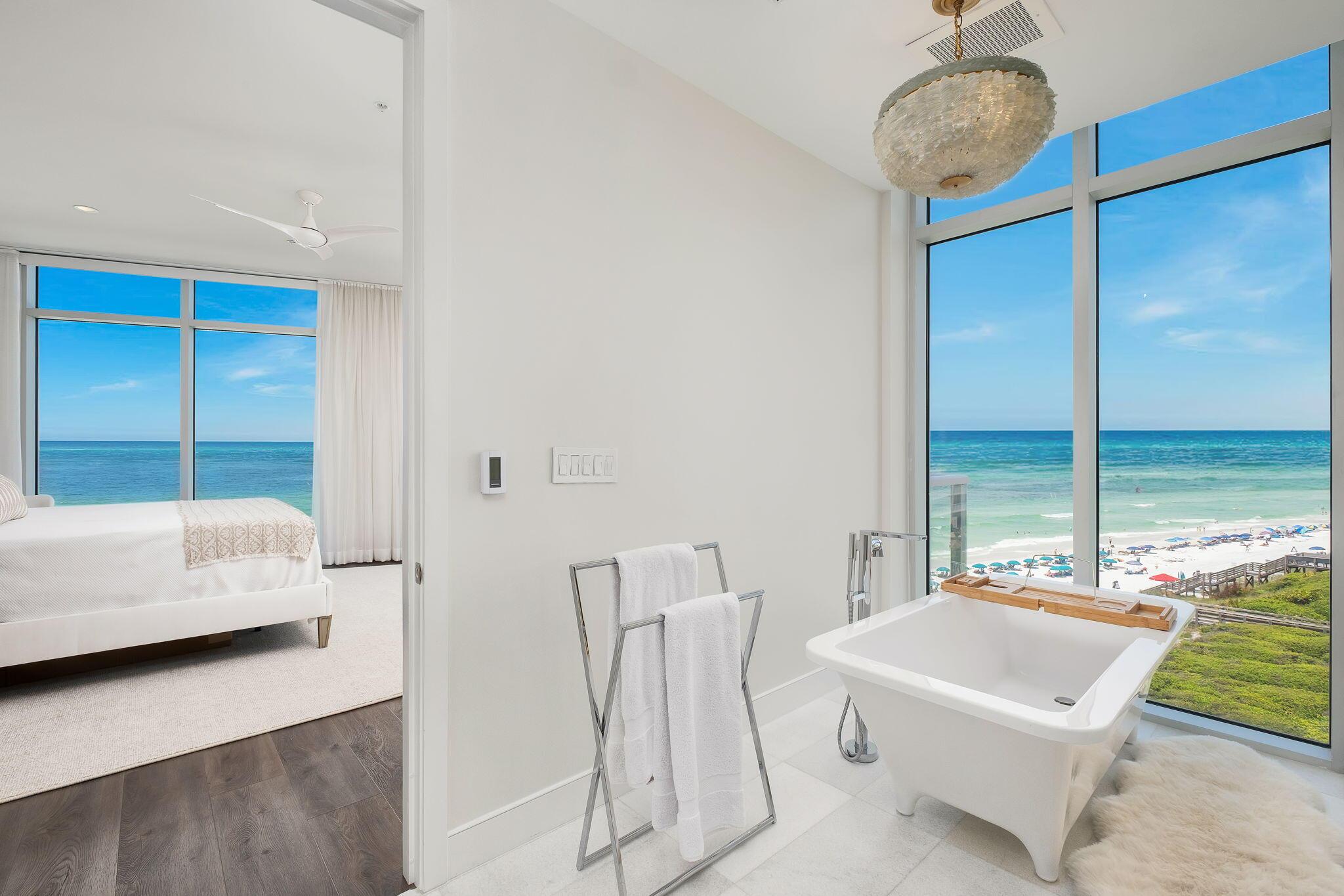 Image 4: Master Bathroom