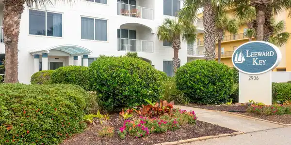 Image 2: 1-web-or-mls-2936-scenic-gulf-dr-506