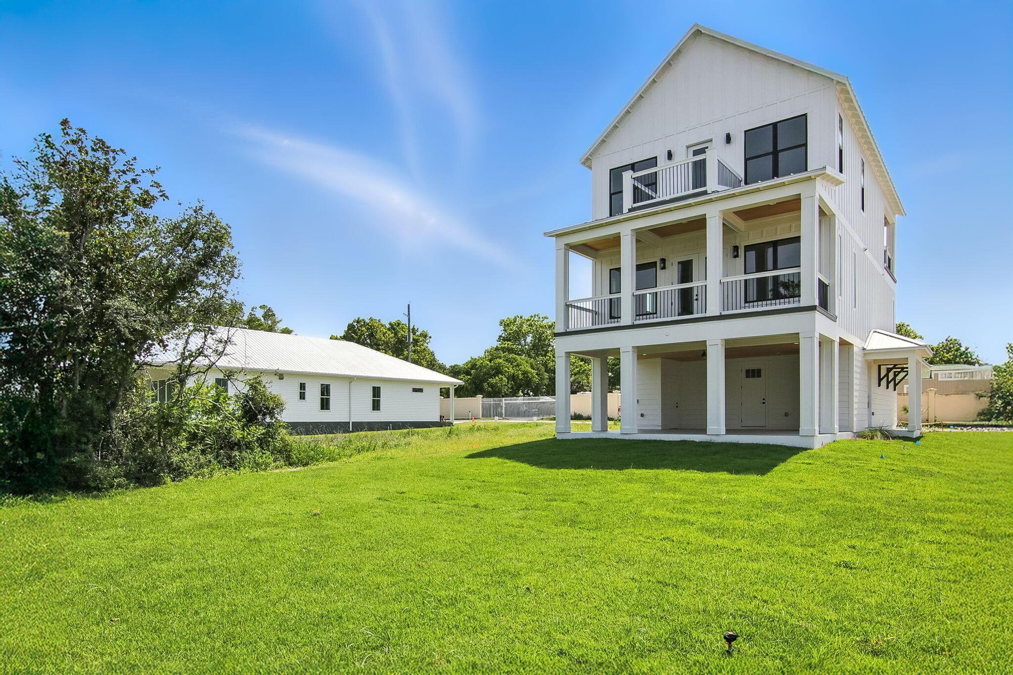 Image 4: 51-web-or-mls-162-casting-lake-rd