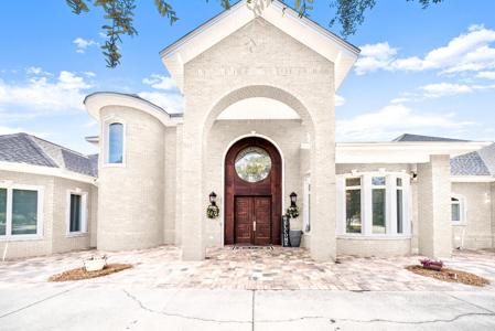 8115 North Lagoon Drive