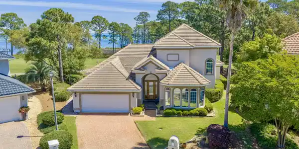 120 Garnet Place