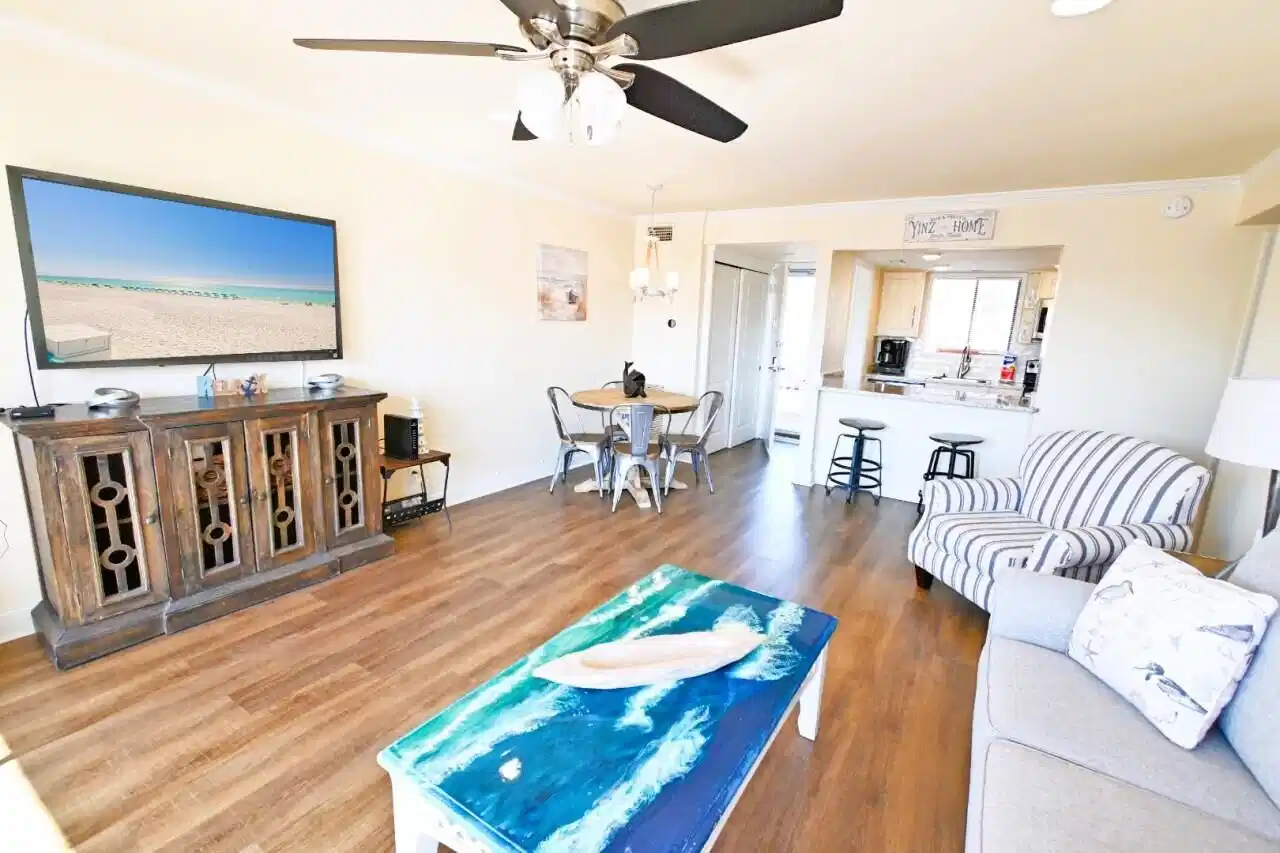 Image 1: Sandpiper Cove 2047